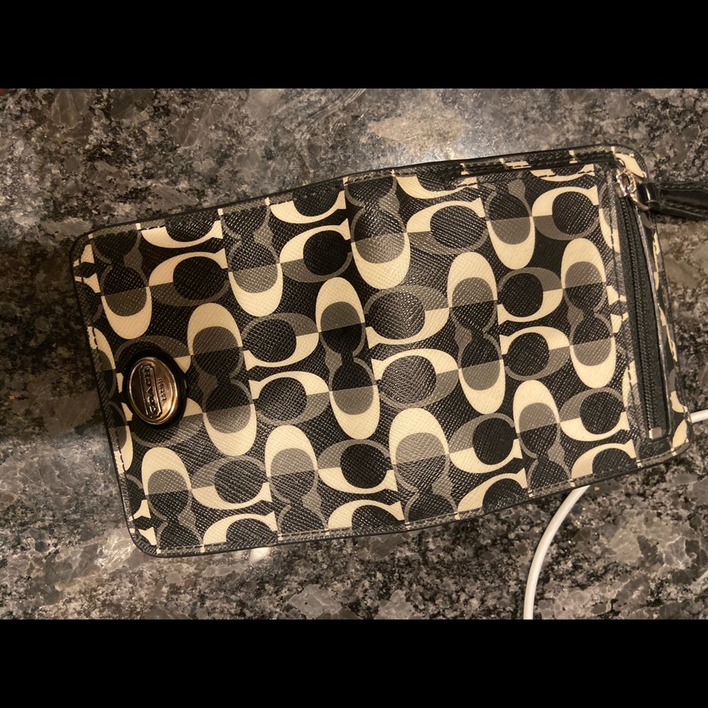 Coach wallet